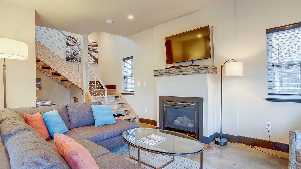 Photo of Bedroom in River West