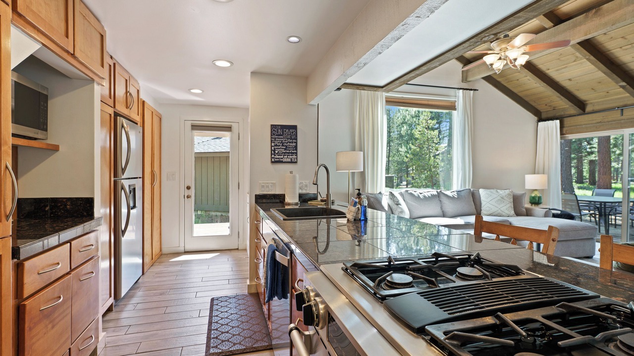 Photo of Kitchen in Overlook Park
