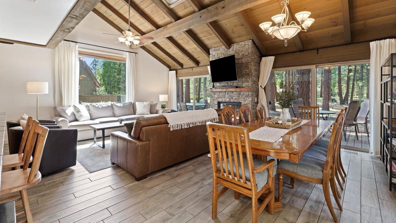 Photo of Livingroom in Overlook Park