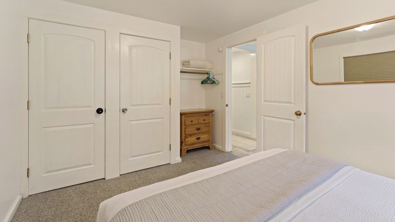 Photo of Bedroom in Overlook Park