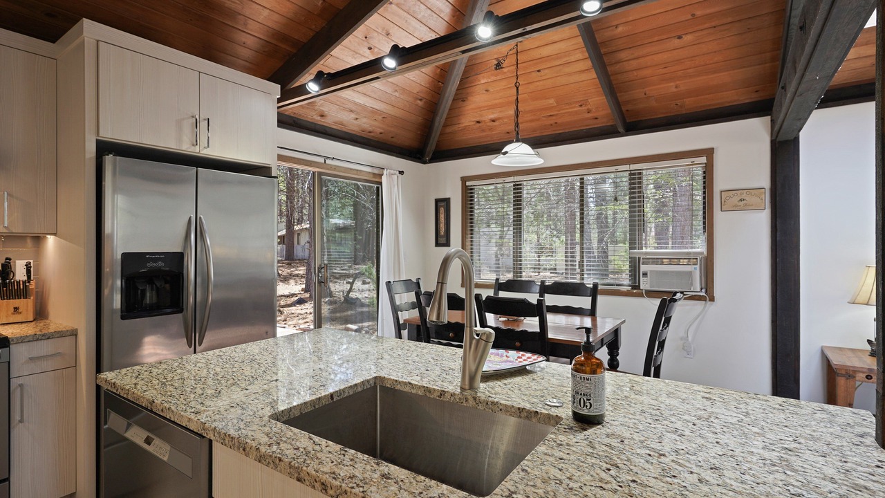 Photo of Kitchen in Sunriver