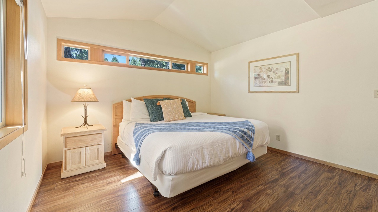 Photo of Bedroom in Sunriver