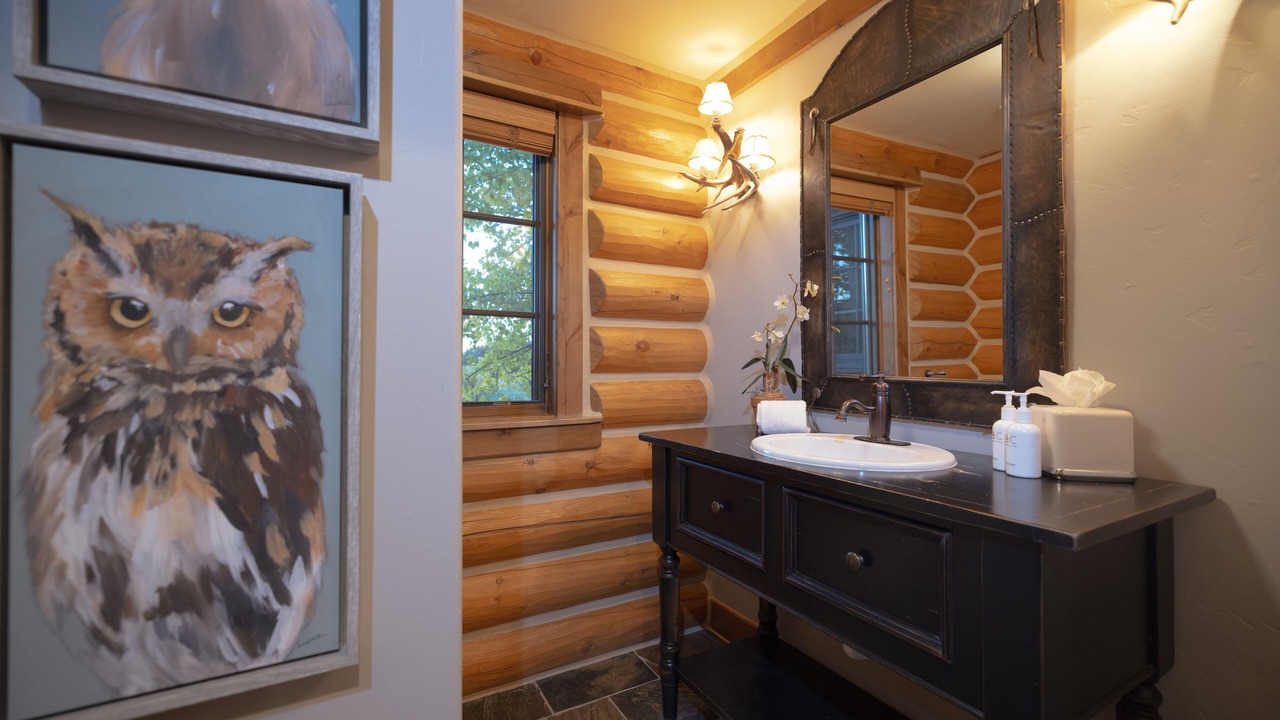 Photo of Bathroom in Victor