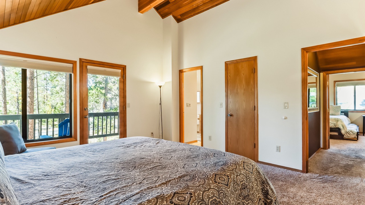 Photo of Bedroom in Sunriver