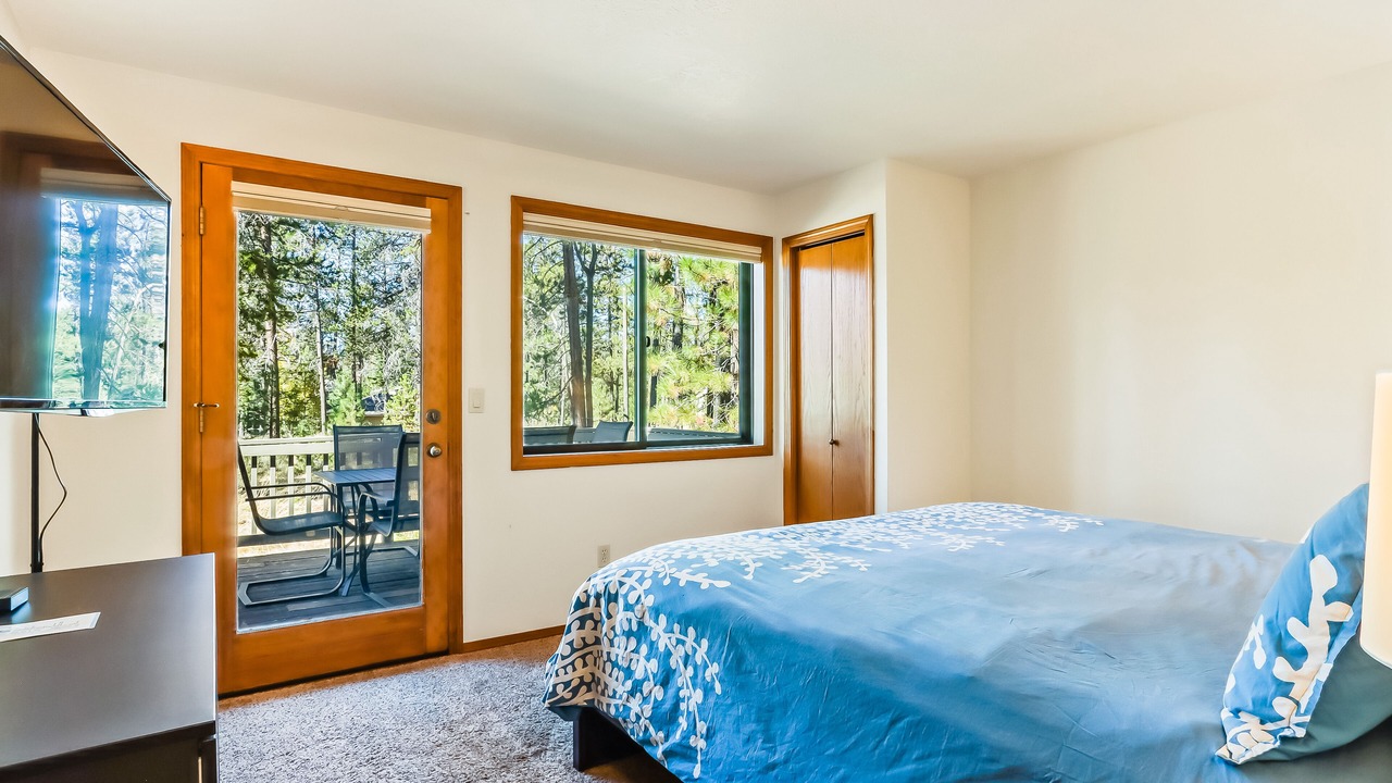Photo of Bedroom in Sunriver