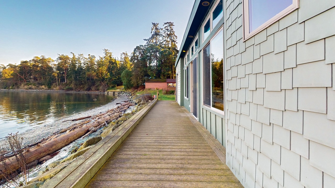 Photo of Patio Balcony in Coupeville
