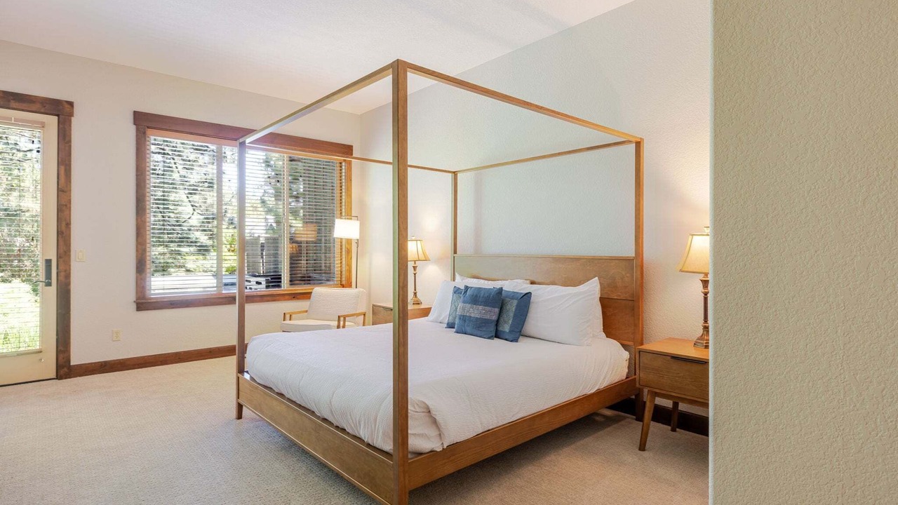 Photo of Bedroom in Bend
