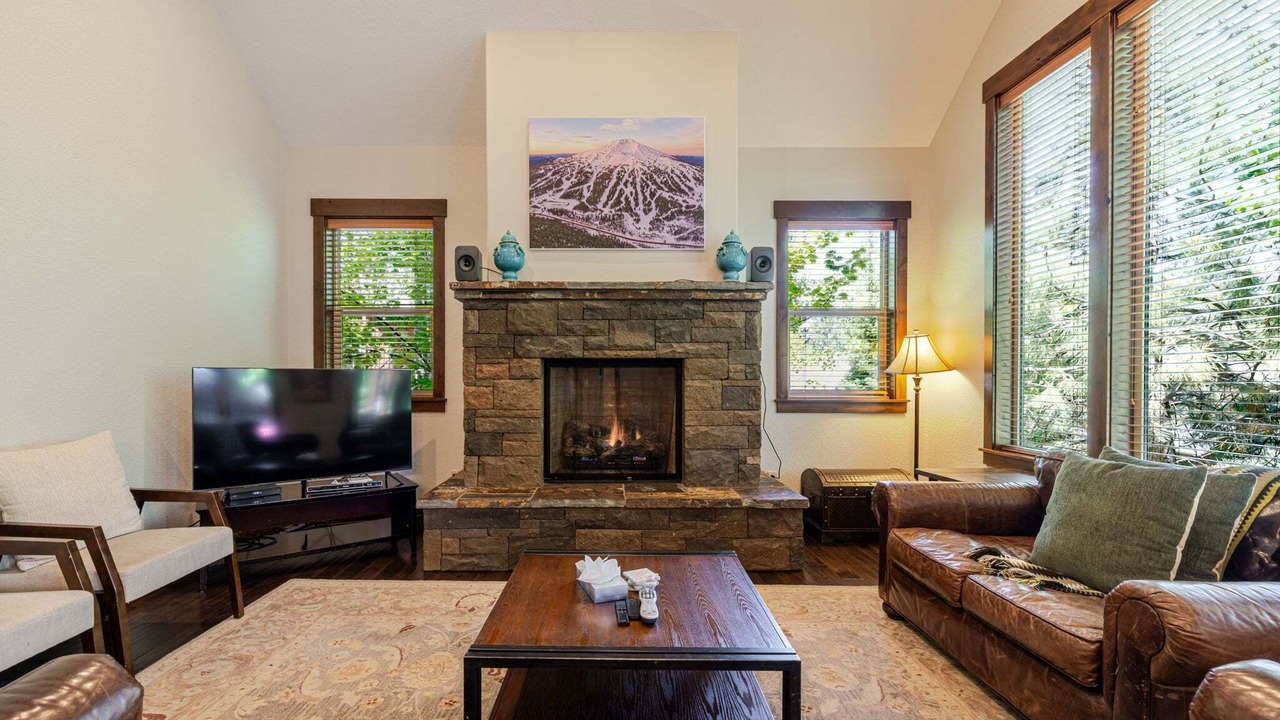 Photo of Livingroom in Bend