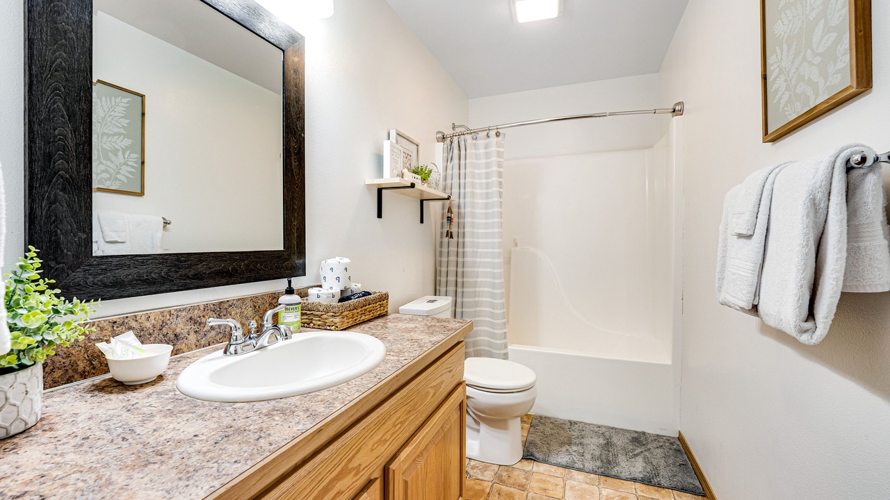 Photo of Bathroom in Manson