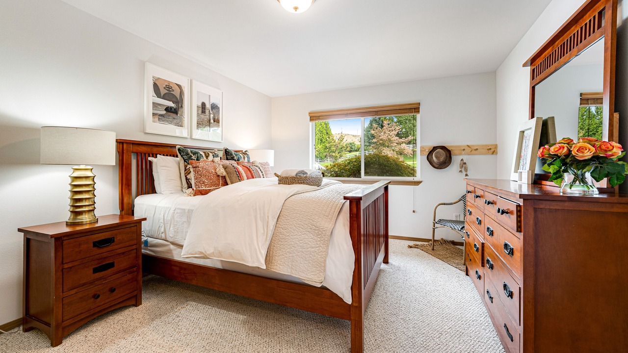 Photo of Bedroom in Manson