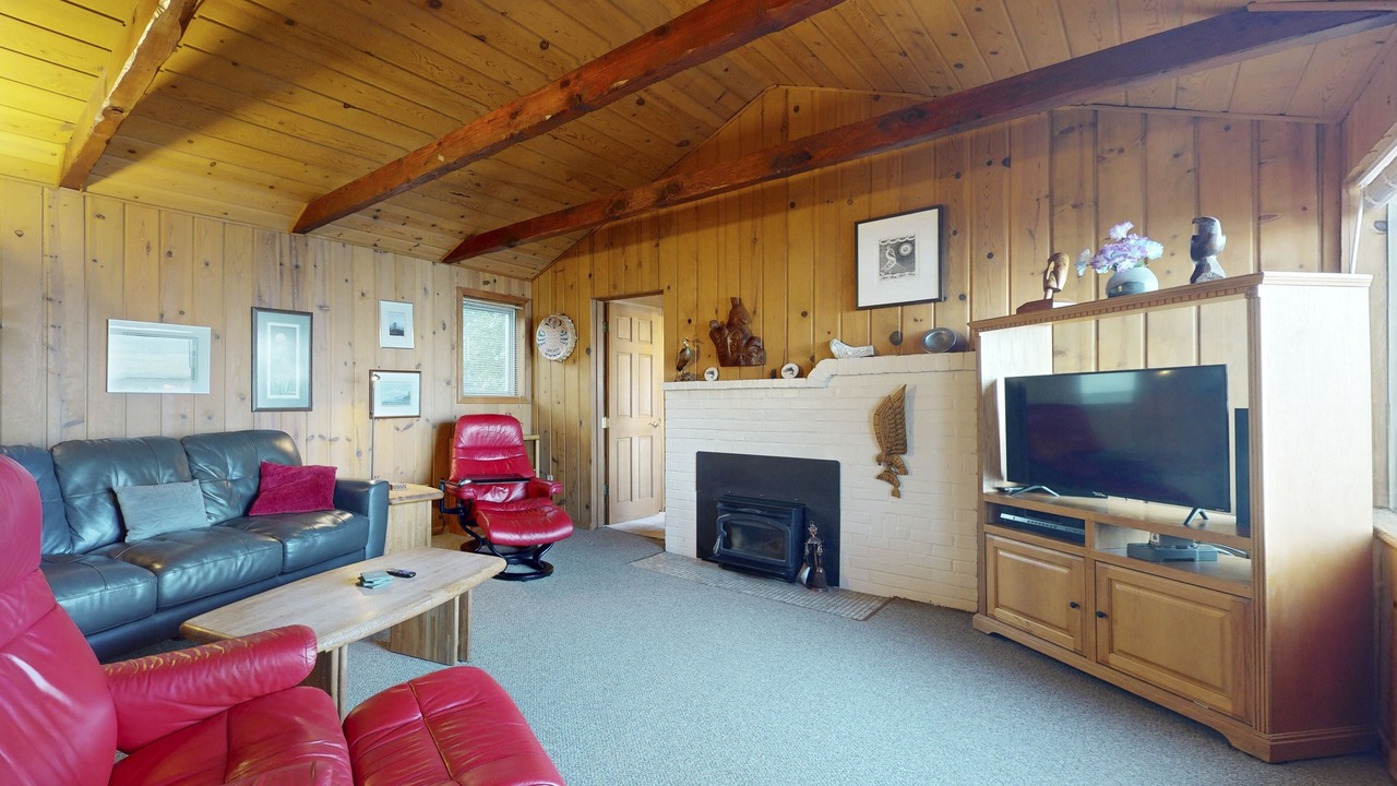 Photo of Livingroom in Coupeville