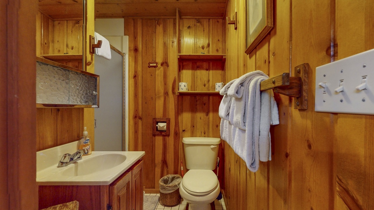 Photo of Bathroom in Coupeville