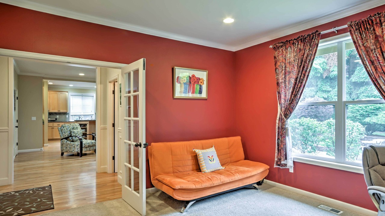 Photo of Livingroom in Kirkland