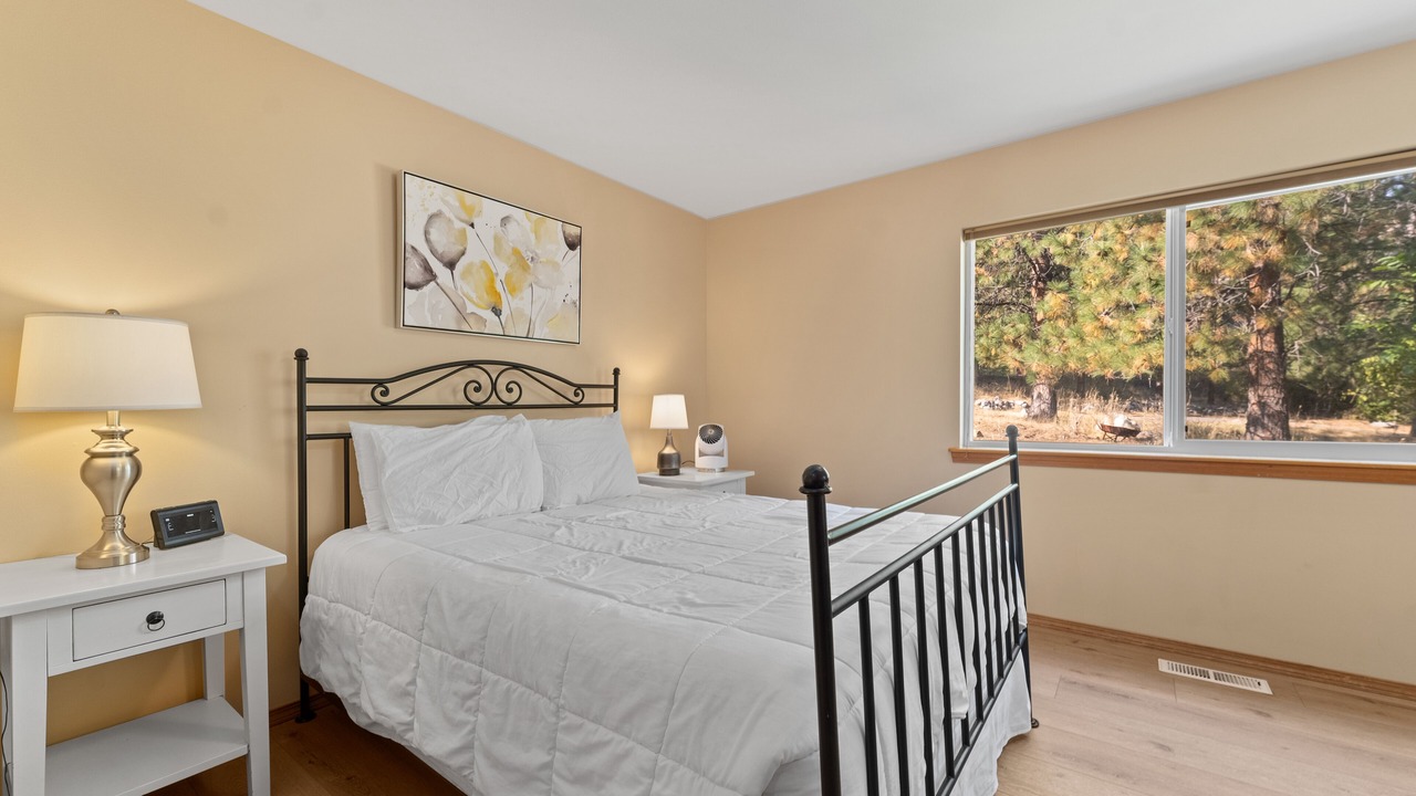 Photo of Bedroom in Chelan