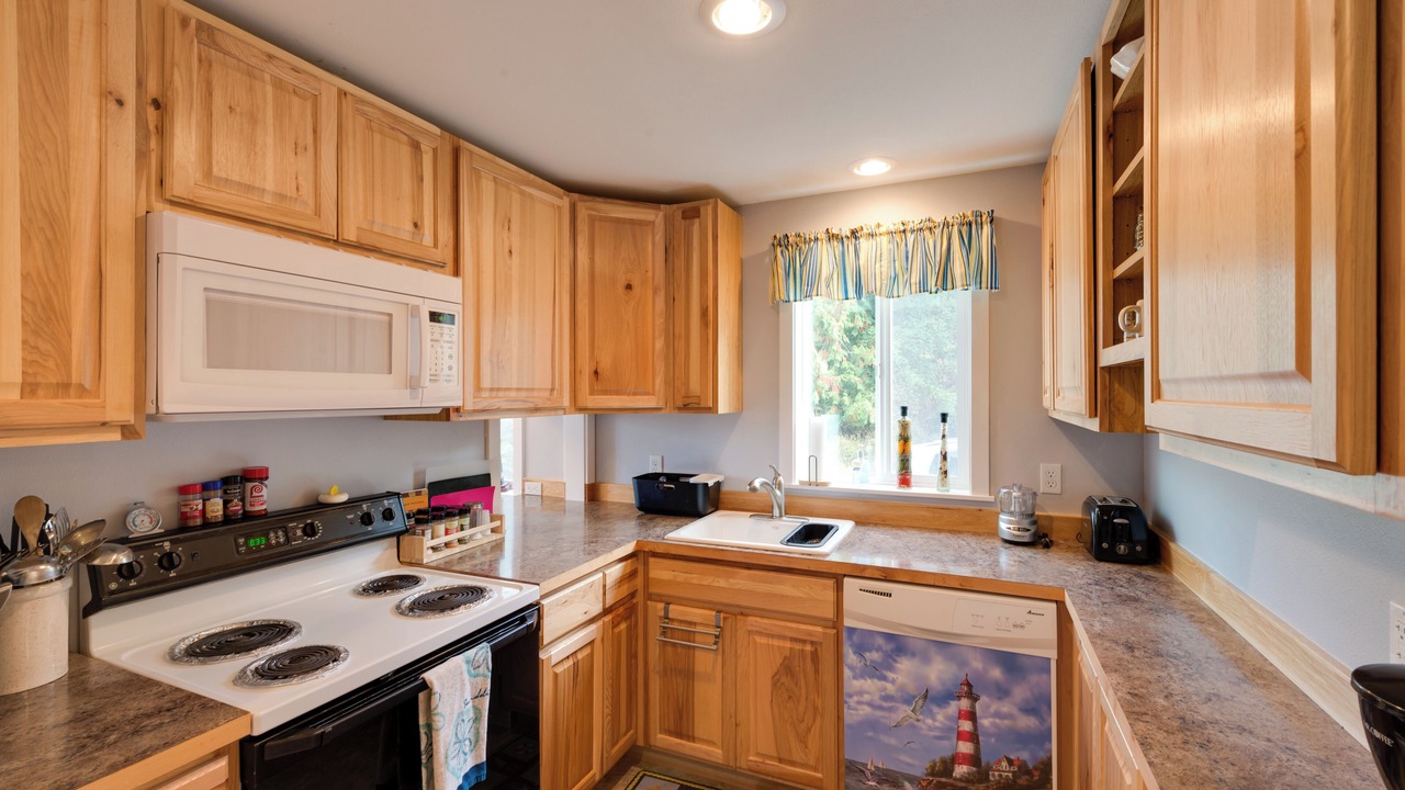 Photo of Kitchen in Lakebay