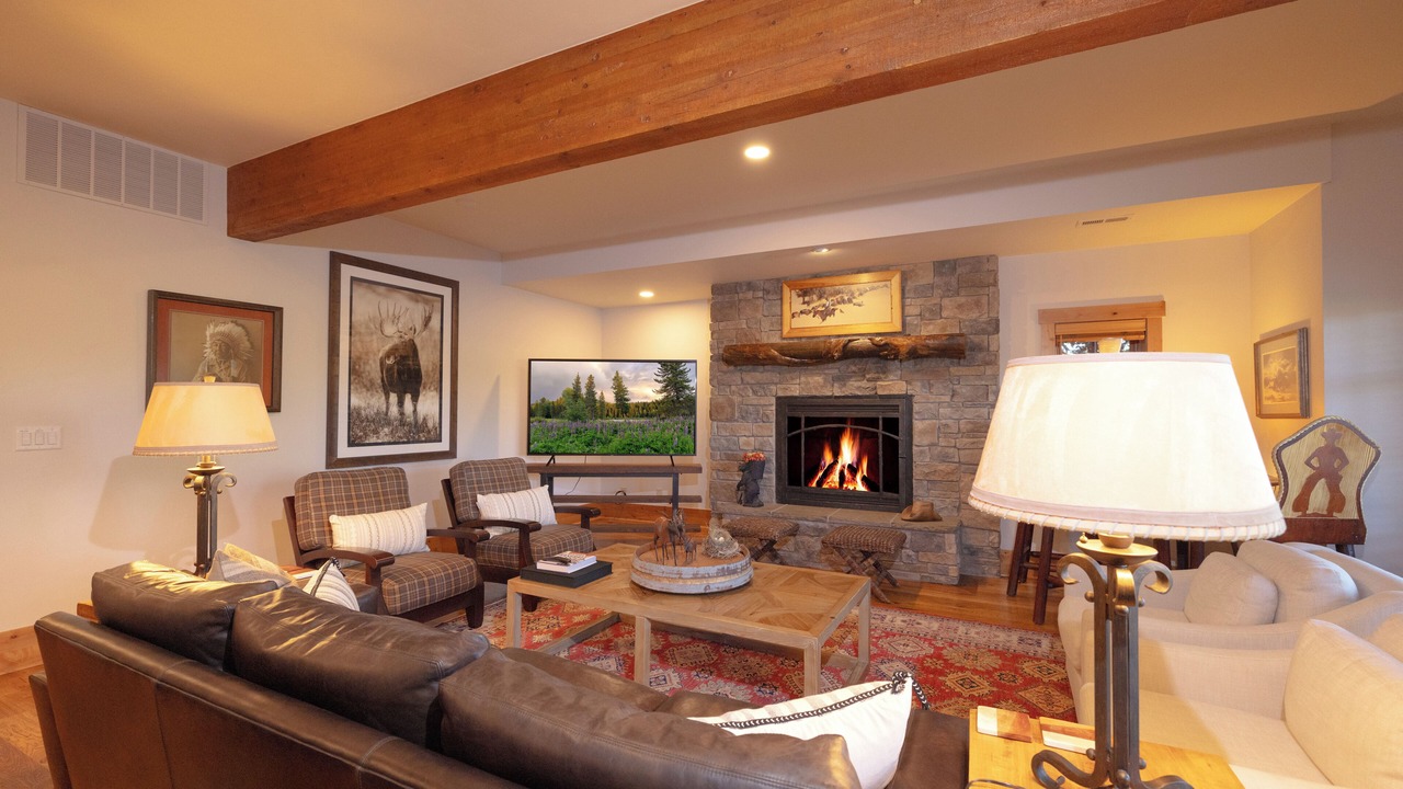Photo of Livingroom in Victor