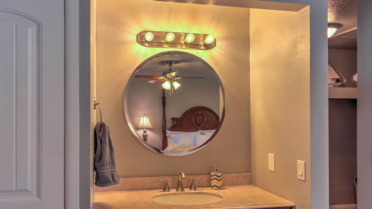 Photo of Bathroom in Escalante