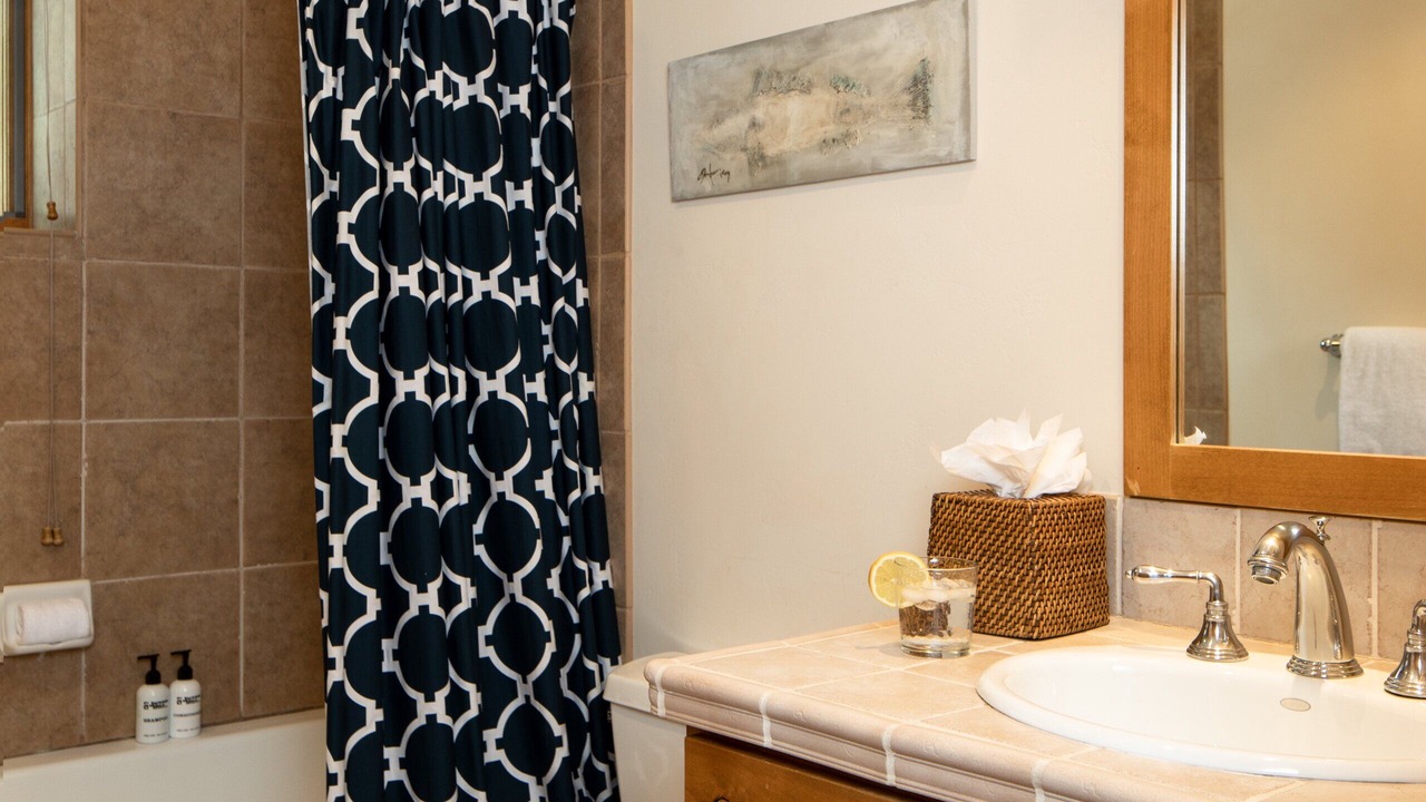 Photo of Bathroom in Granite Ridge