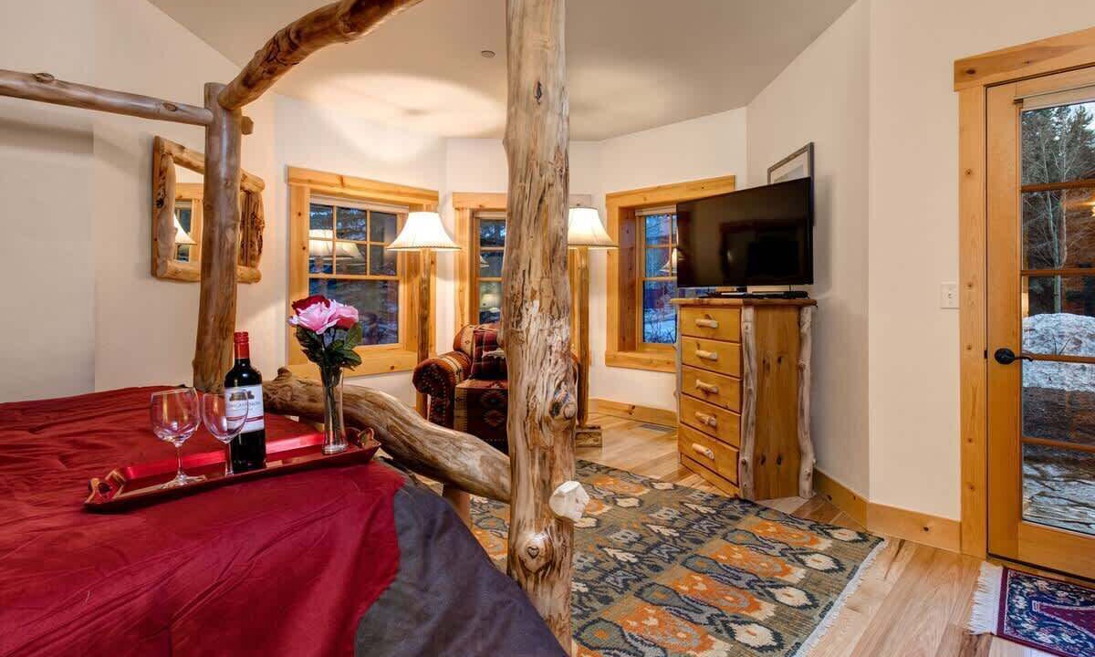 Photo of Bedroom in Granite Ridge