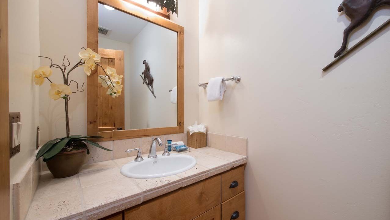 Photo of Bathroom in Granite Ridge