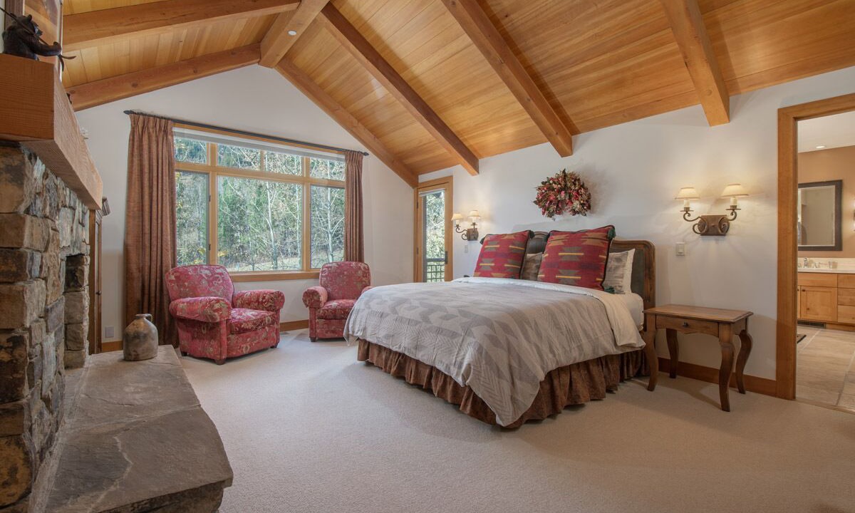 Photo of Bedroom in Granite Ridge