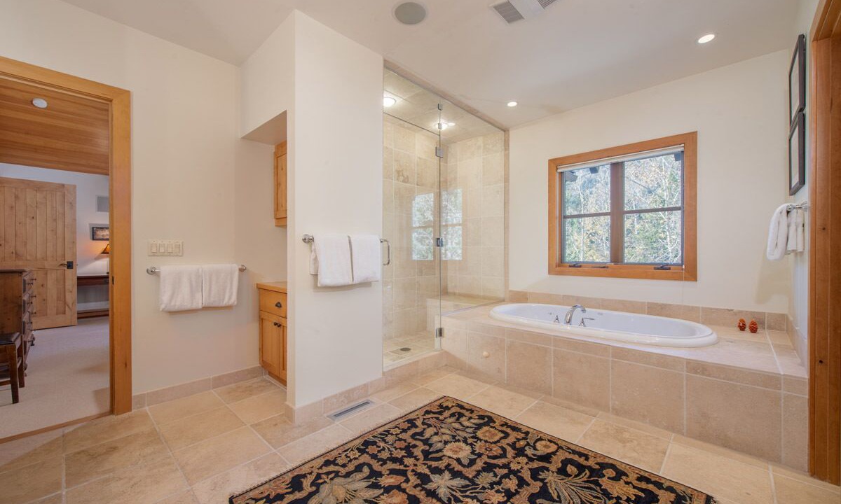 Photo of Bathroom in Granite Ridge
