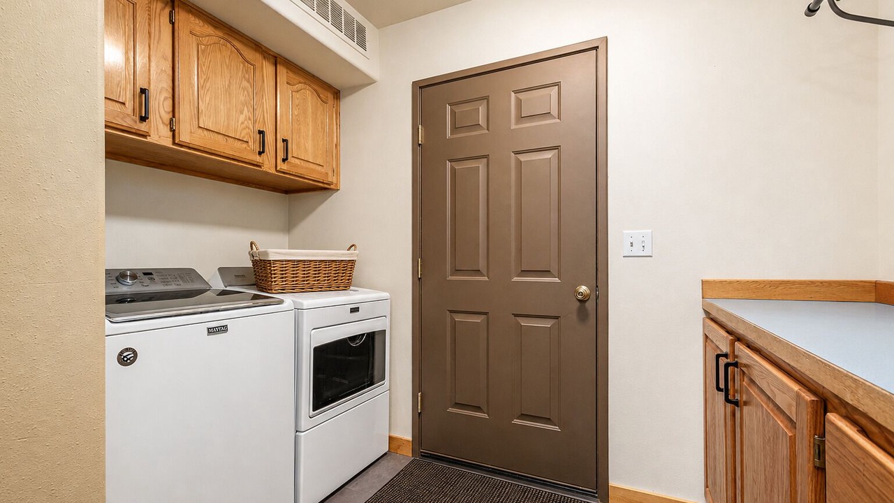 Photo of Bedroom in Plain