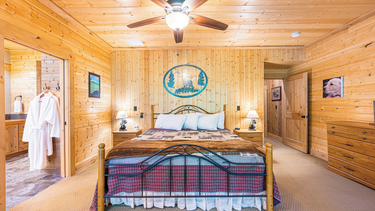 Photo of Bedroom in Port Angeles