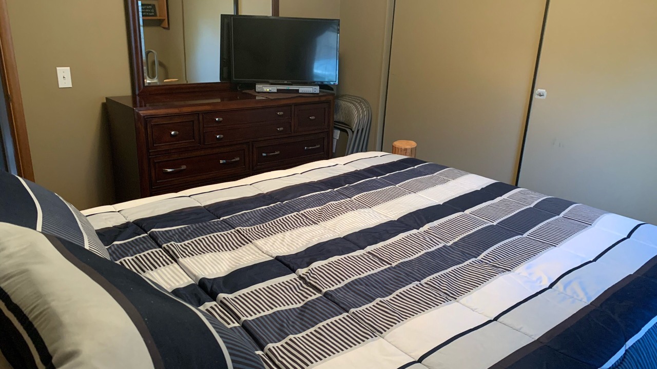 Photo of Bedroom in Cle Elum