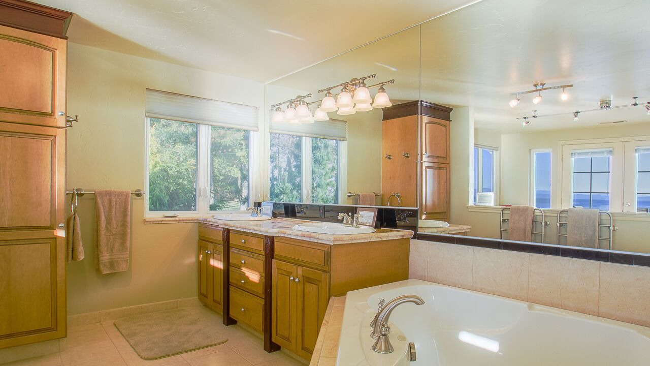 Photo of Bathroom in Friday Harbor