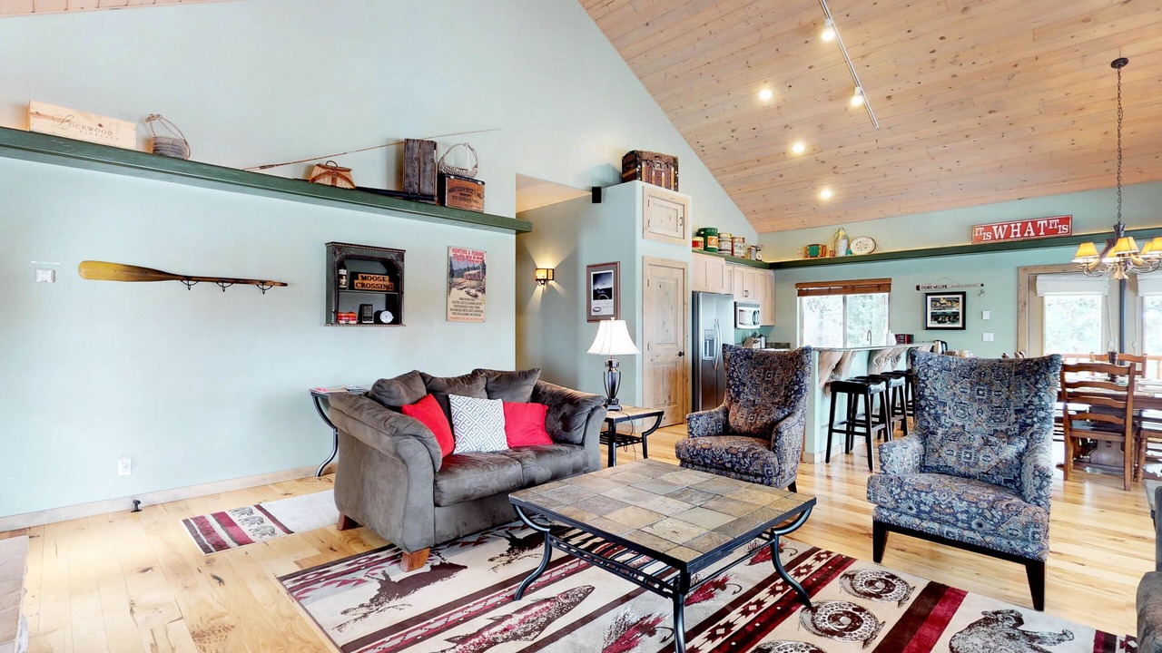 Photo of Livingroom in McCall