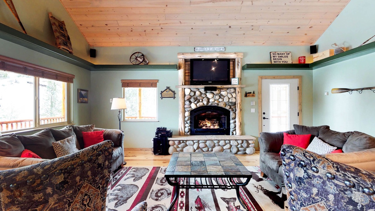 Photo of Livingroom in McCall