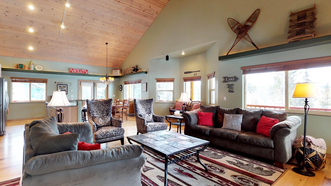 Photo of Livingroom in McCall