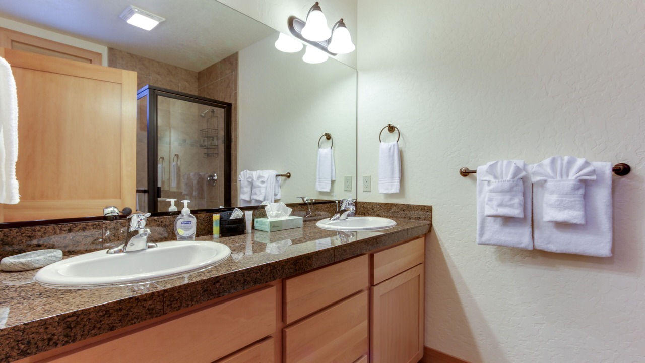 Photo of Bathroom in Dover Bay