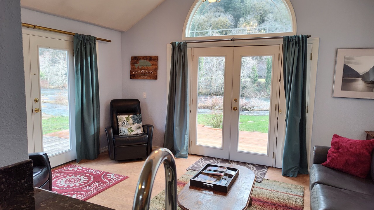 Photo of Livingroom in Mapleton