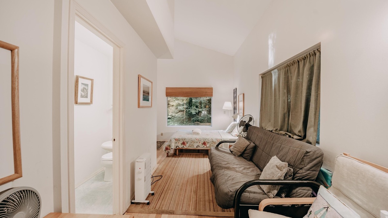 Photo of Livingroom in Glacier