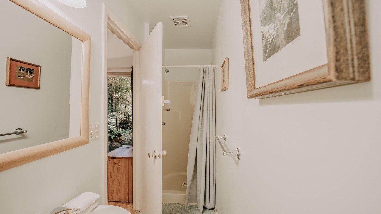 Photo of Bathroom in Glacier