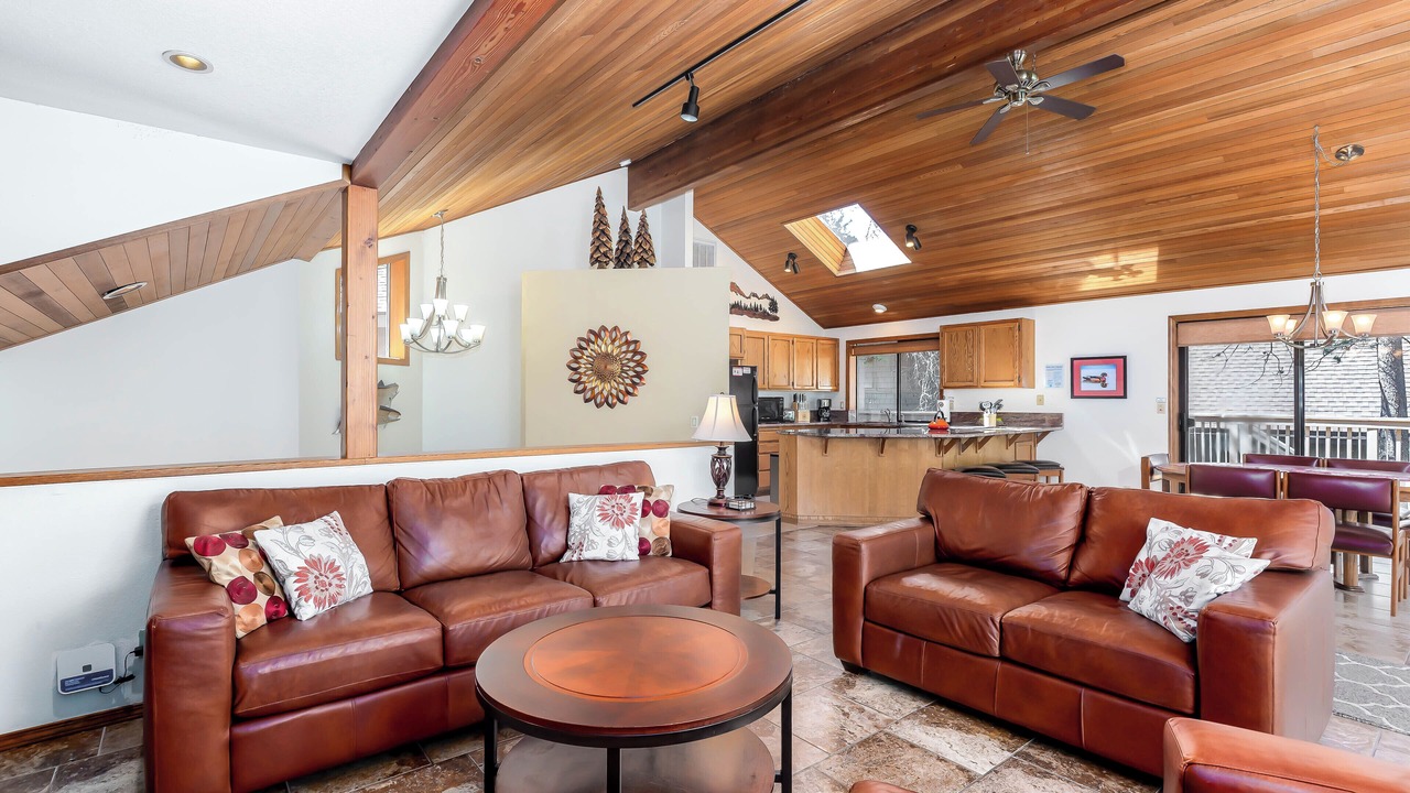 Photo of Bedroom in Sunriver