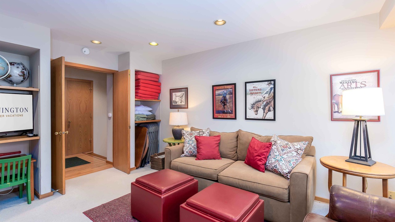 Photo of Bedroom in Sunriver