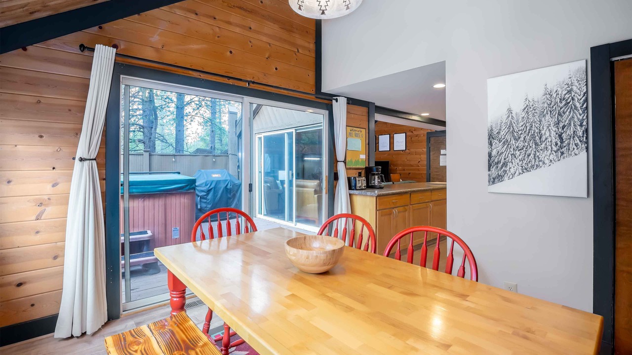 Photo of Livingroom in Overlook Park