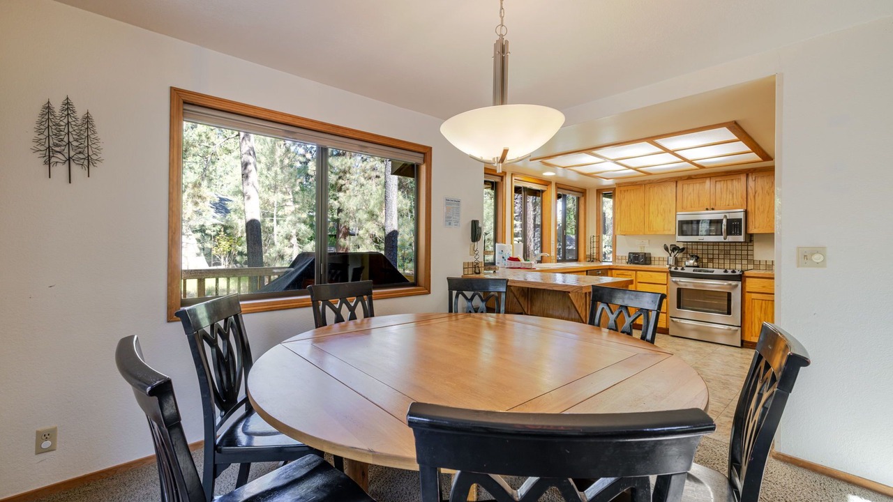 Photo of Bedroom in Sunriver