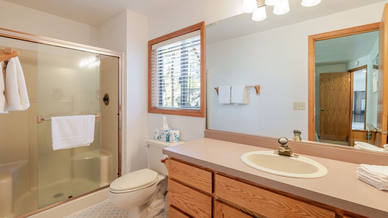 Photo of Bathroom in Sunriver