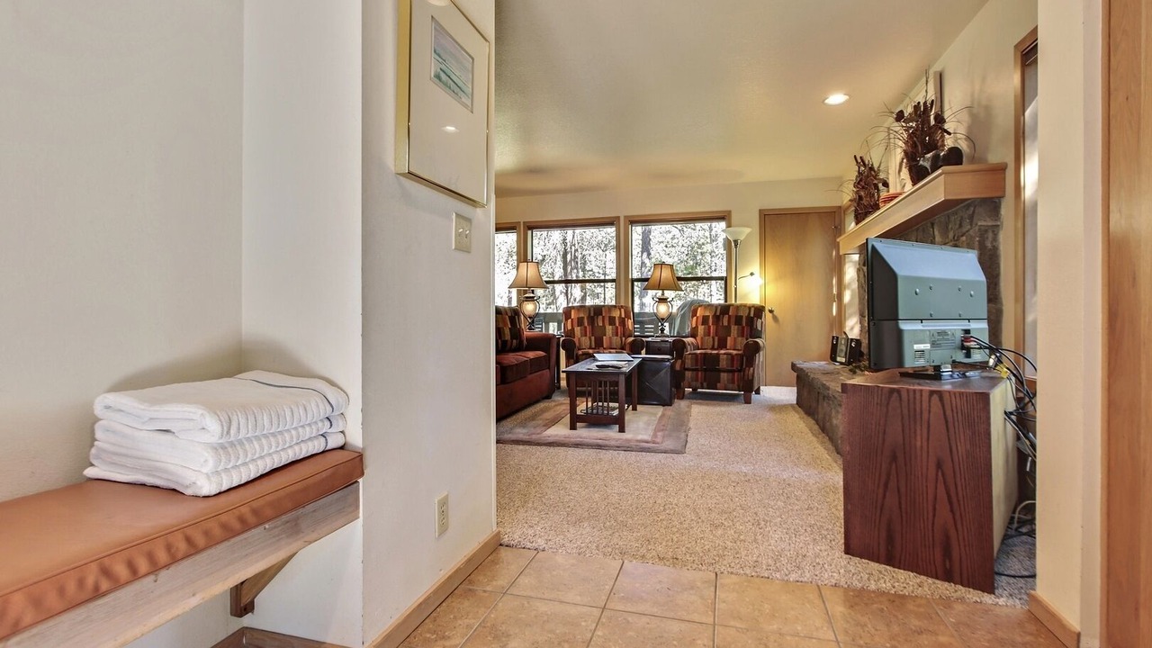 Photo of Livingroom in Sunriver
