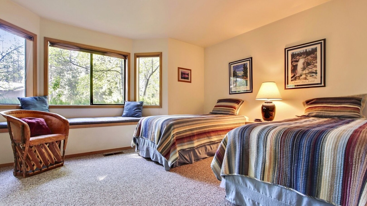 Photo of Bedroom in Sunriver