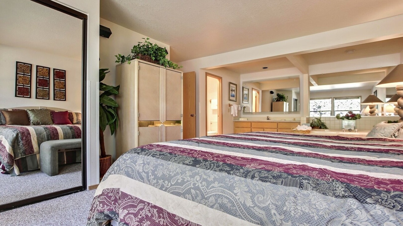Photo of Bedroom in Sunriver