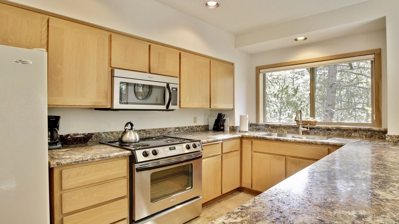 Photo of Kitchen in Sunriver