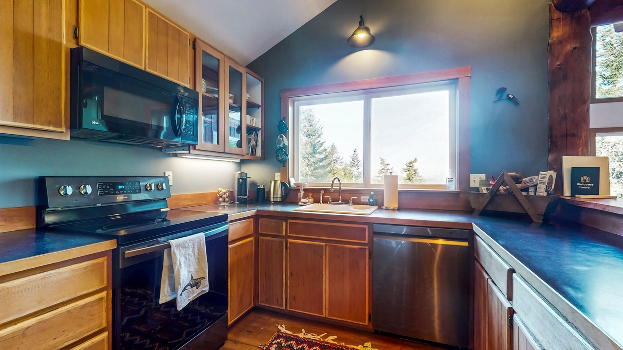 Photo of Kitchen in Eastsound