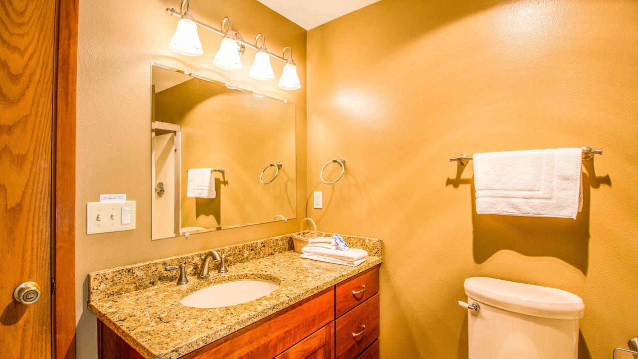 Photo of Bathroom in Sunriver