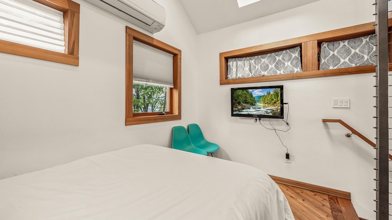 Photo of Bedroom in Belmont