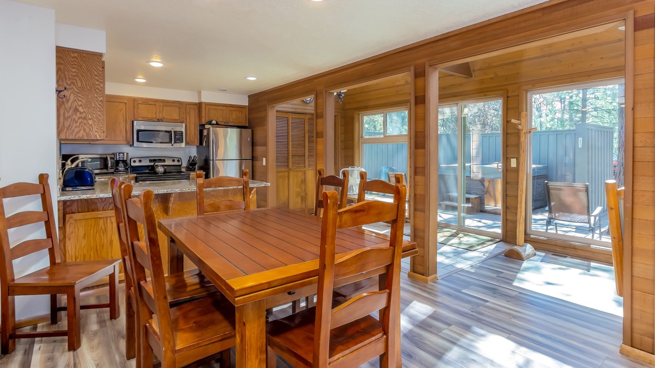 Photo of Bedroom in Sunriver